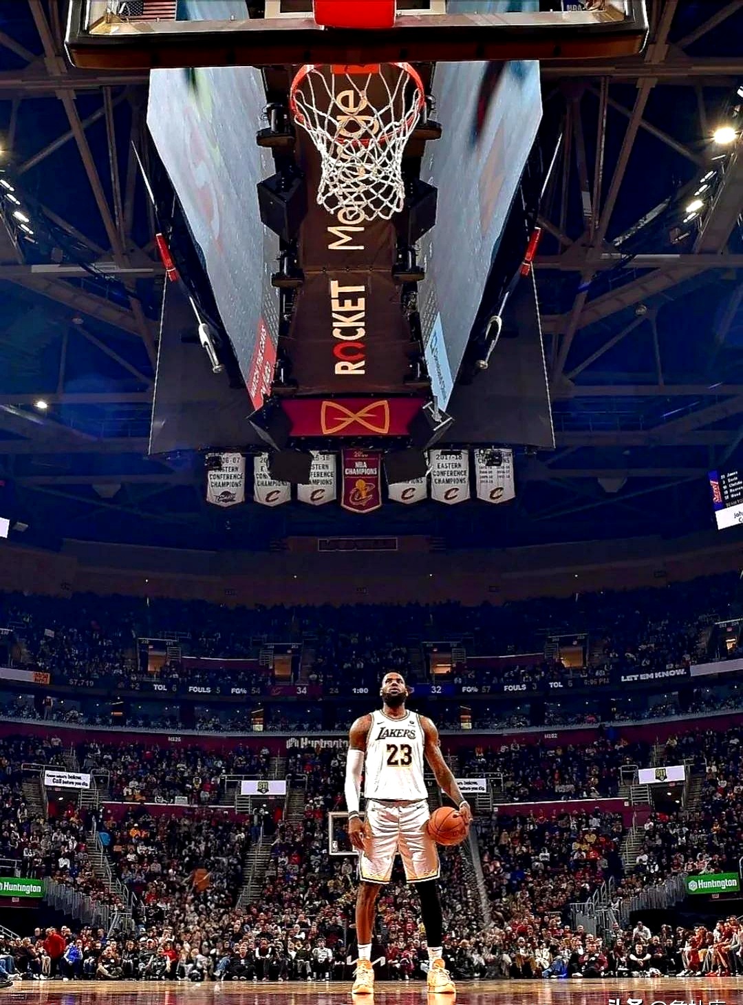 开云-詹姆斯在切尔西比赛中比赛规则变更，败北引发热议！气势如虹延续-开云