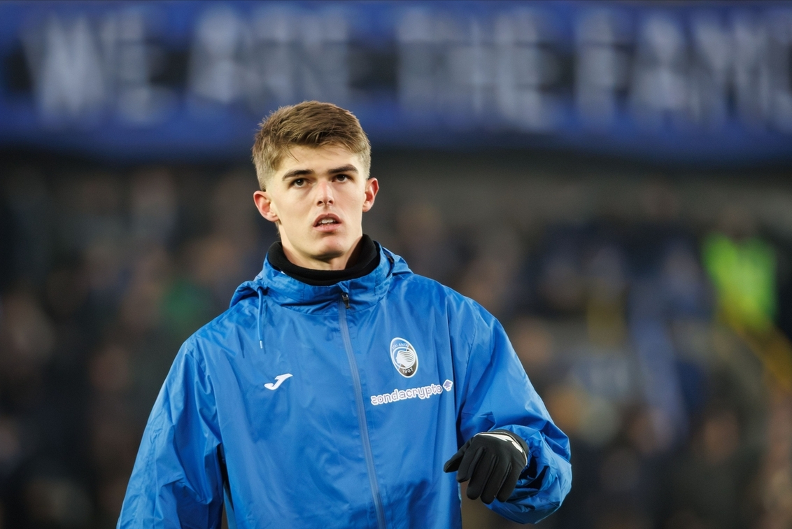 开云官方在线入口-包含赛地聚焦——亚冠关键时刻热度飙升，亚特兰大造点机会，气氛紧张，赛程密集仍需轮换的词条-开云官方在线入口